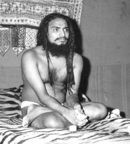 Shri Shivabalayogi Maharaj seated in a meditation posture, 1966